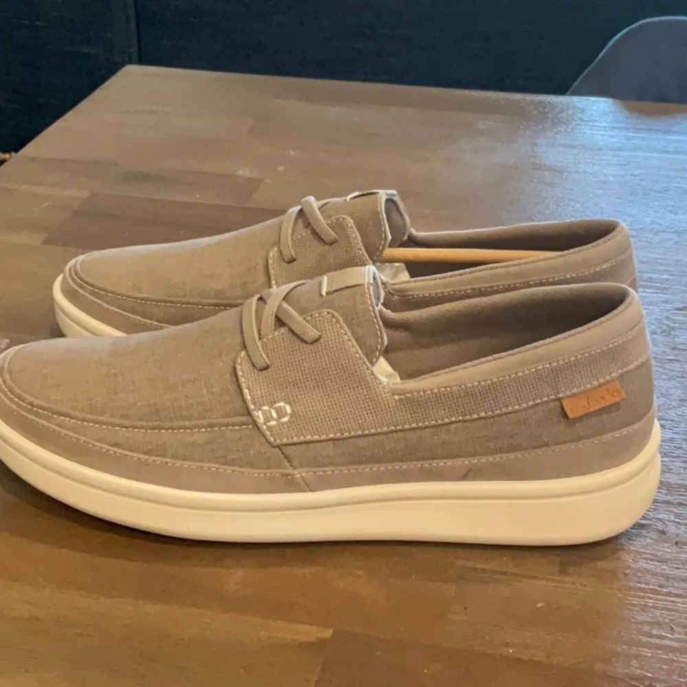 Clarks Tan Boat Shoes Slip-On Nautical Style
